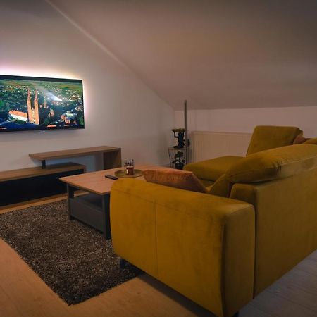 Mila Apartman Leilighet Ðakovo Eksteriør bilde